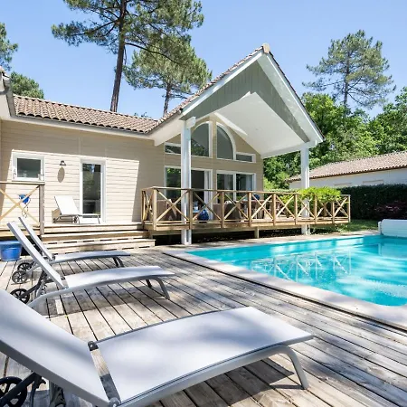بيت للعطل A Avec Piscine Chauffee Et Jardin Pour 6 Personnes - Fr-1-521-93